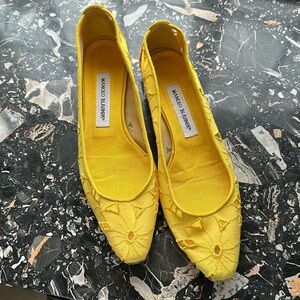 MANOLO BLAHNIK flats yellow size 39